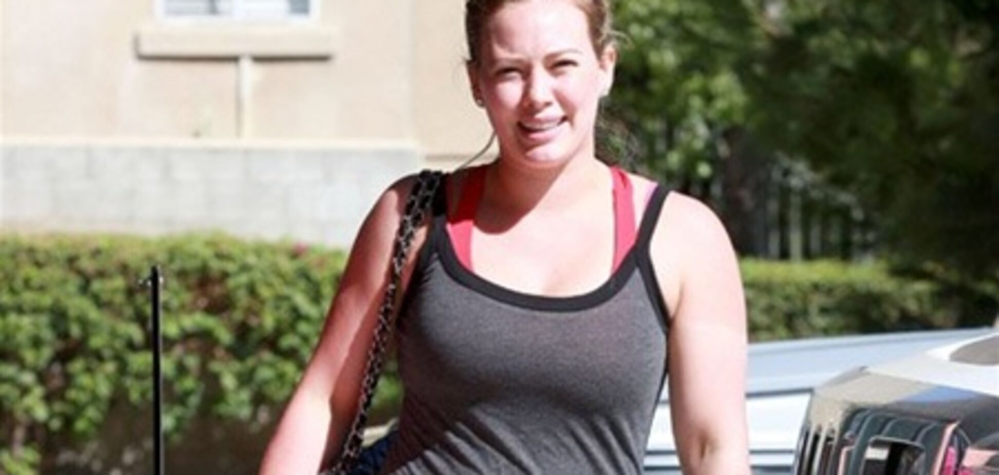 Хилари Дафф спешит на тренировку. Фото