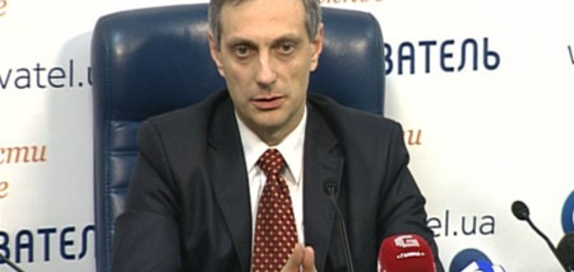 Плакаты в лесу и кандидаты-боги – политтехнолог о новых технологиях