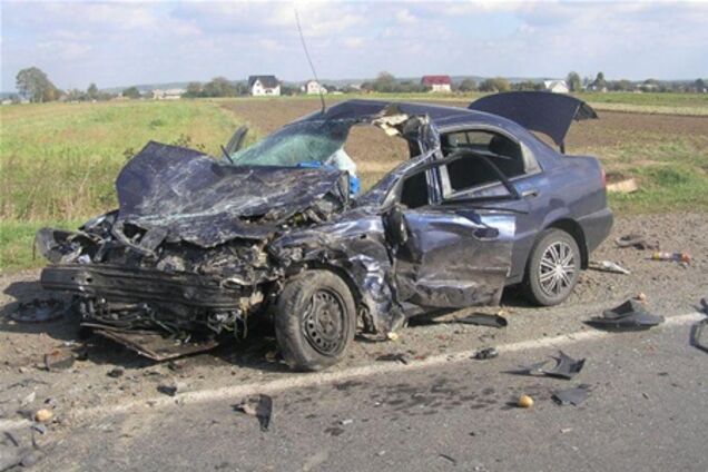 Ситуация на дорогах 3 октября: 90 ДТП, 10 погибших