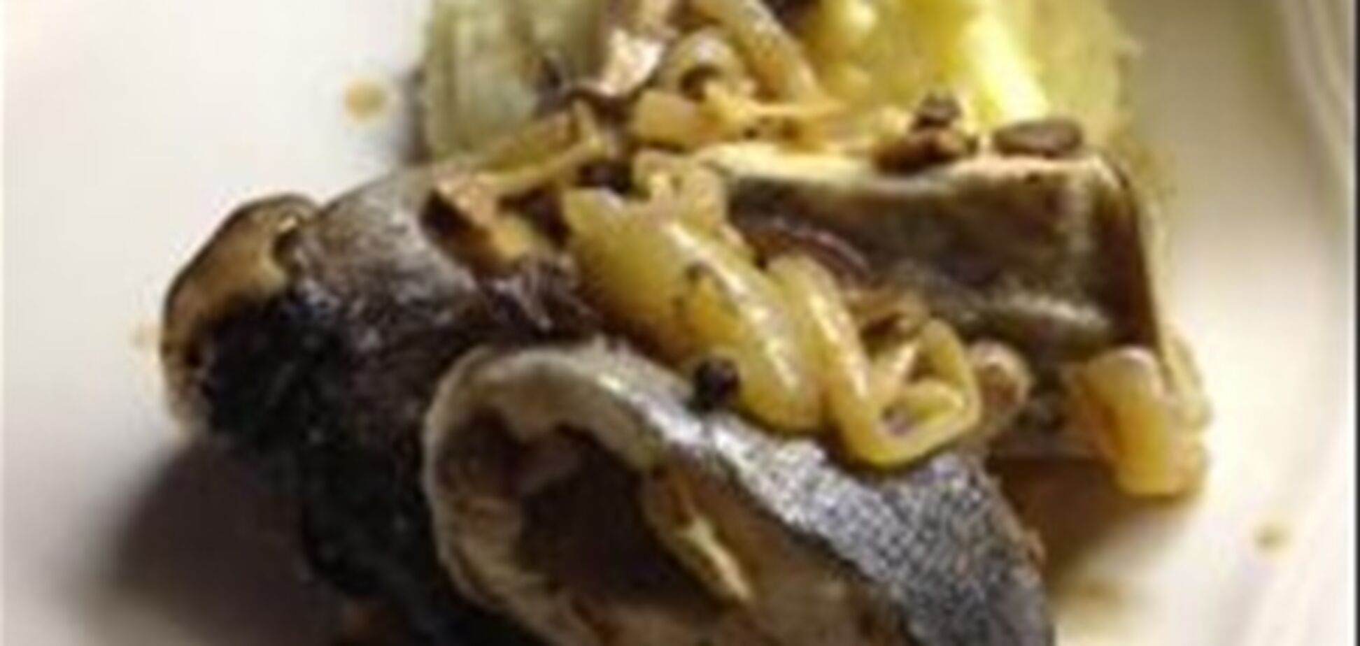 Рыба с грибами в сметанном соусе