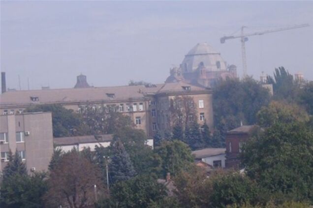 Центральная часть Мариуполя утопает в смоге