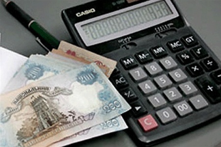 Экс-министр: бюджет-2012 не будет выполнен