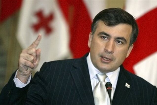 Соратники Саакашвили спешно покидают страну