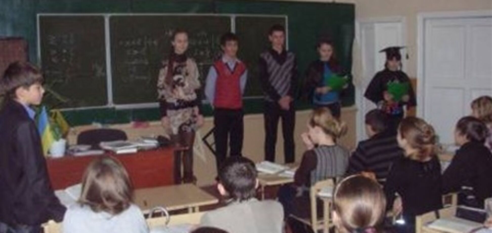 19 гимназистов госпитализированы с пищевым отравлением на Харьковщине