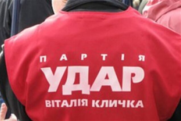 Кандидаты от 'УДАРа' обгоняют друзей из 'Батькивщины'