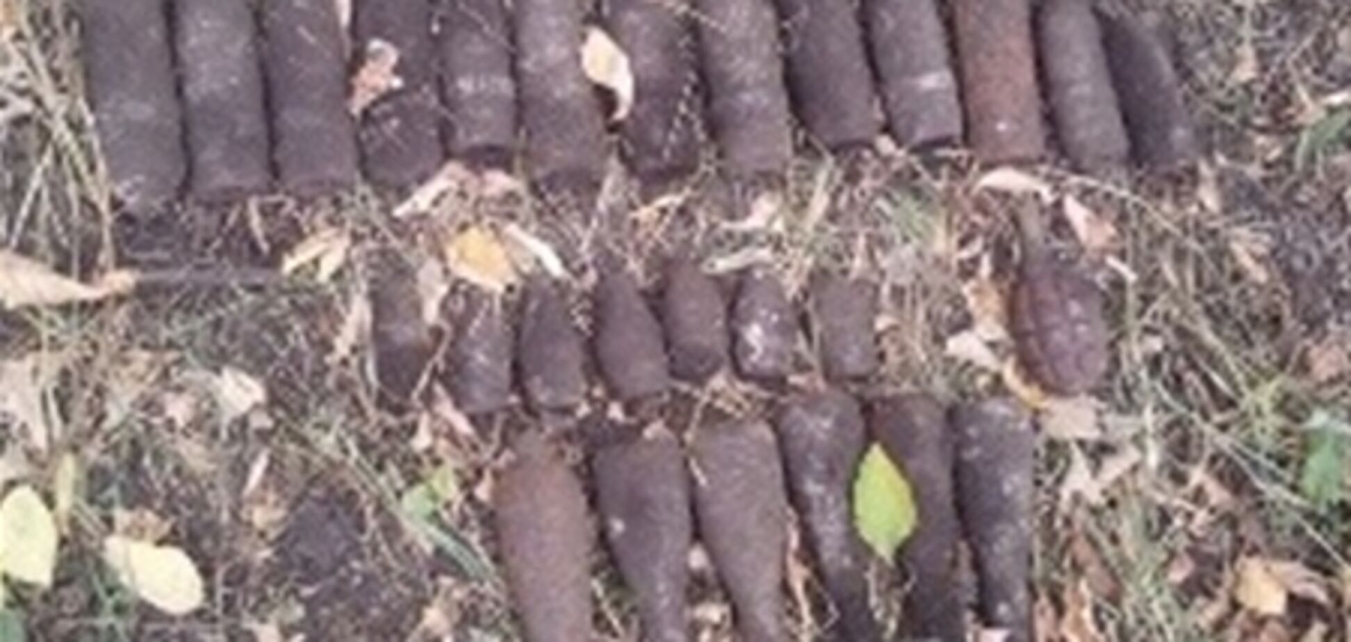 На залізниці в Кіровоградській області виявили 30 боєприпасів часів війни