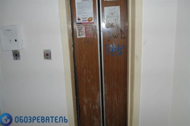 В Киеве меняют проблемные лифты