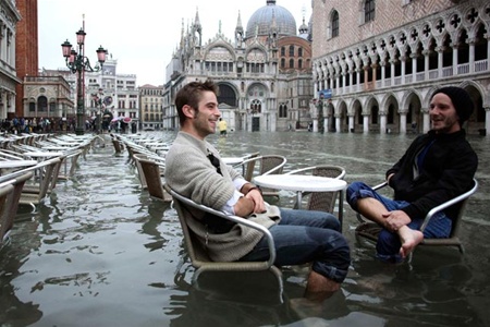 На Хеллоуїн весь центр Венеції пішло під воду
