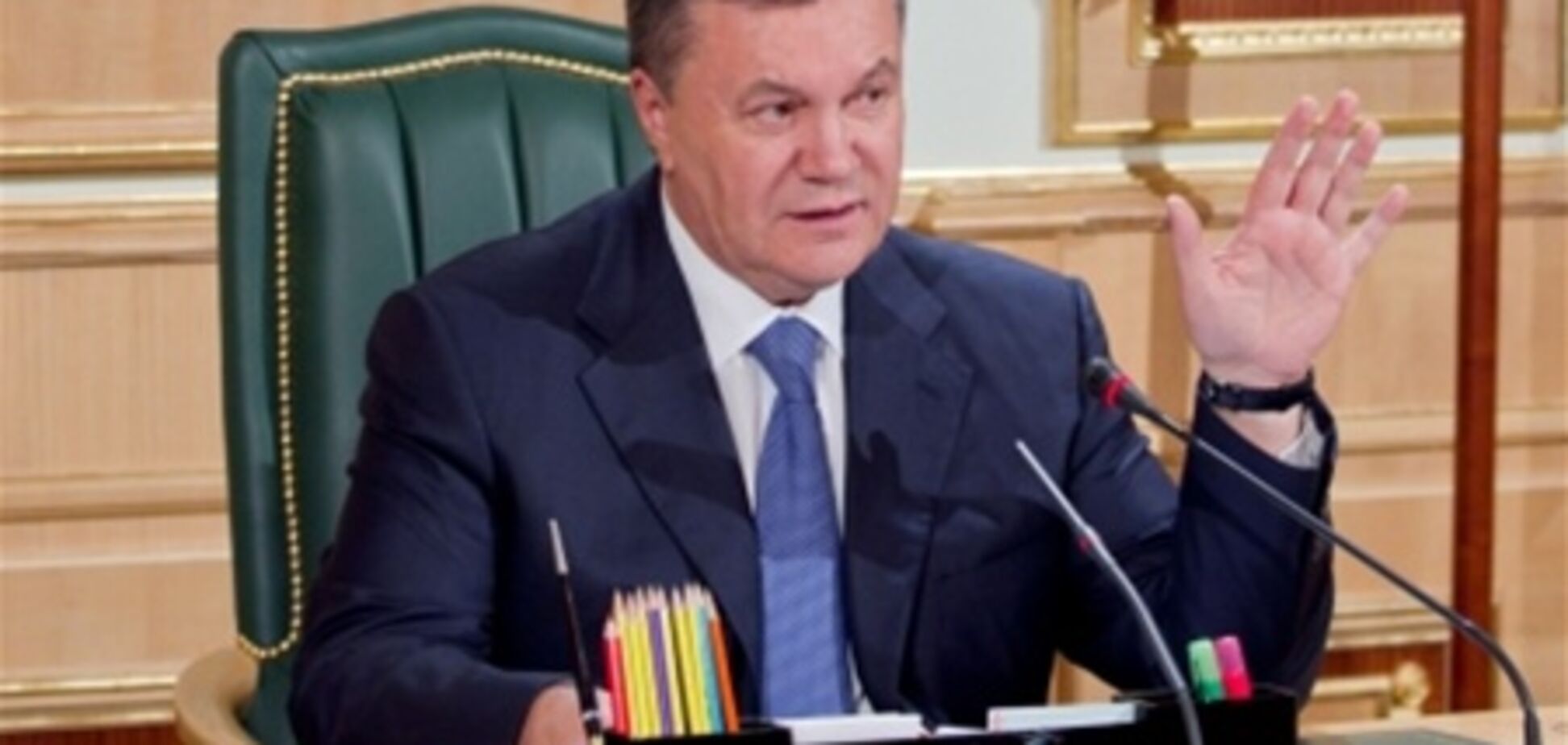 Янукович поручил ГПУ принять меры по расследованию аварии поезда