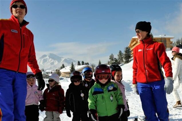 В Швейцарии детей бесплатно научат кататься на горных лыжах