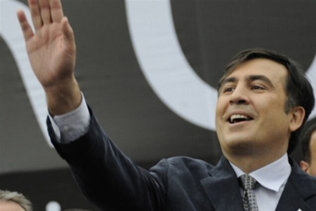 Саакашвили шьют растрату сотен миллионов долларов