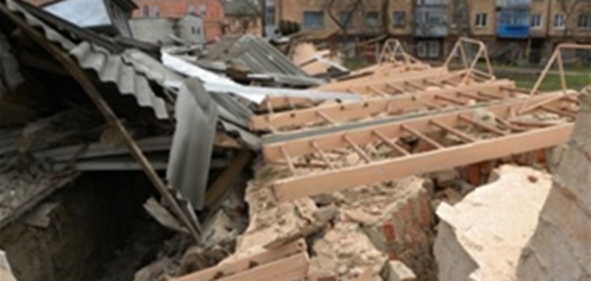 У чернігівській школі обвалився спортзал