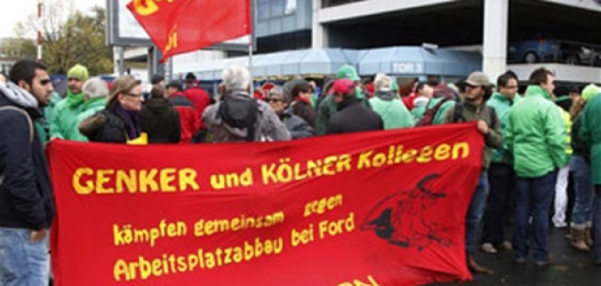 В Бельгии 40 тысяч рабочих протестуют против закрытия завода Ford