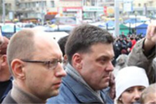 Яценюк говорит, что повторными выборами его не испугаешь