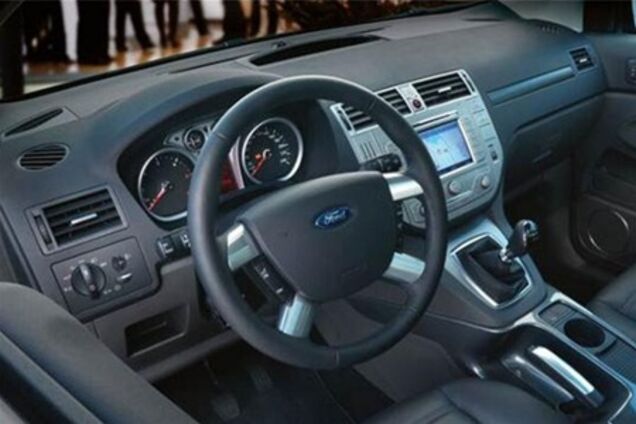 Ford объявил конкурс на создание салона для стариков 