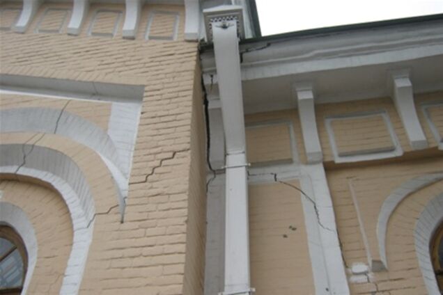 В Киеве из-за строительства развязки пострадал памятник архитектуры