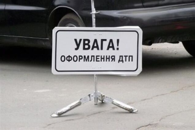 В Крыму вылетели в кювет два ВАЗа: пострадали шесть человек 