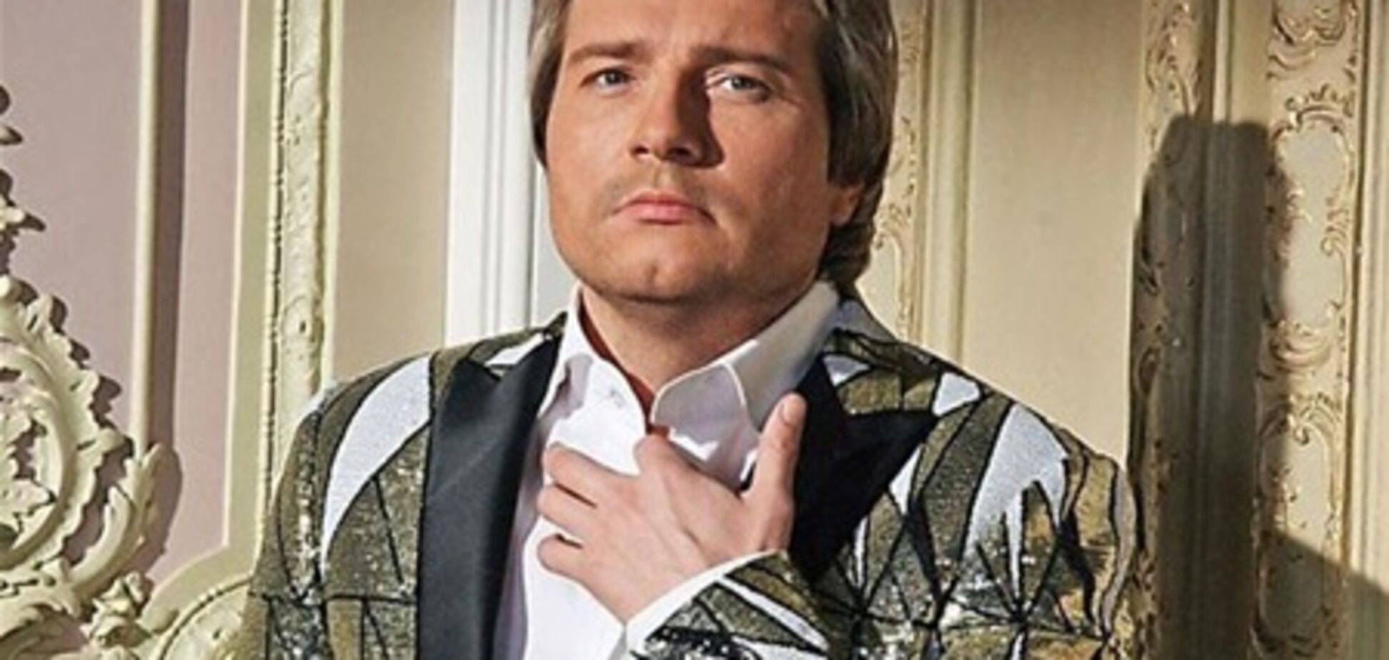 Басков: мами немає, тато п'є, купи ромашки!