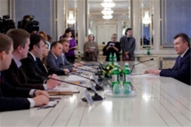 Янукович ждет от украинских студентов инициатив