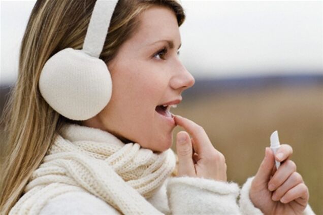 Как ухаживать за губами осенью и зимой