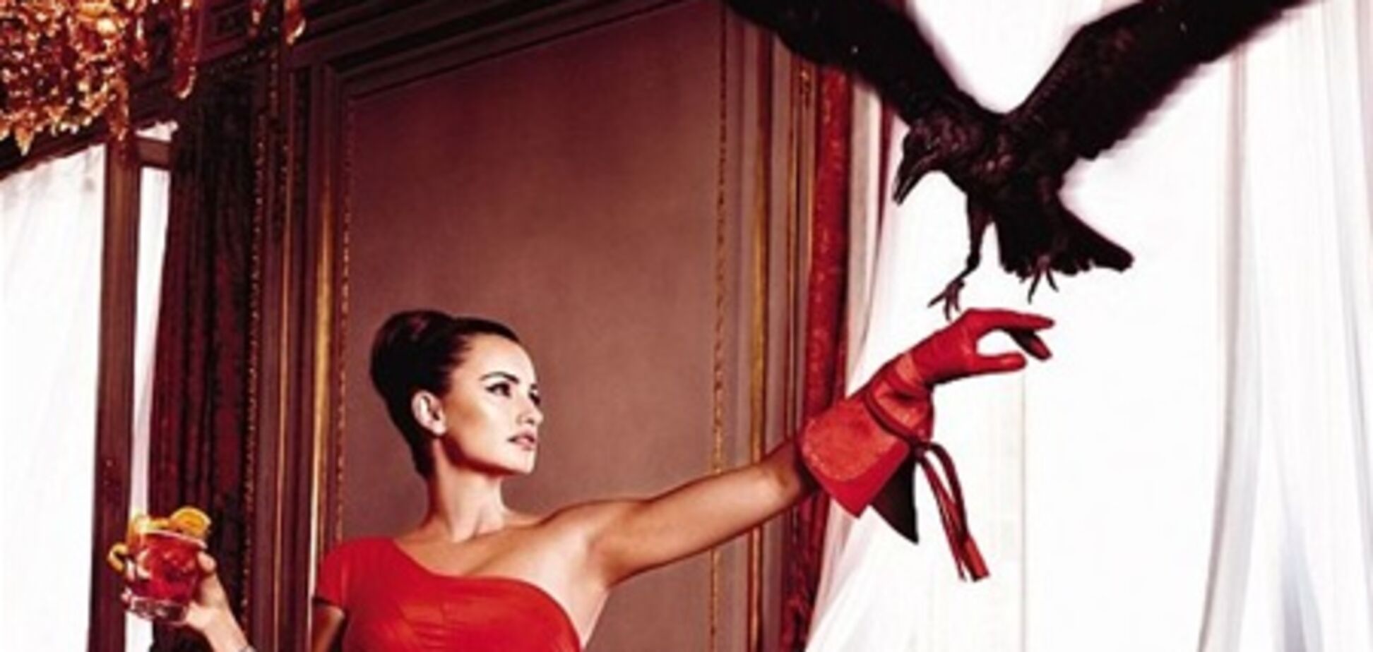 Пенелопа Круз стала девушкой Campari. Фото