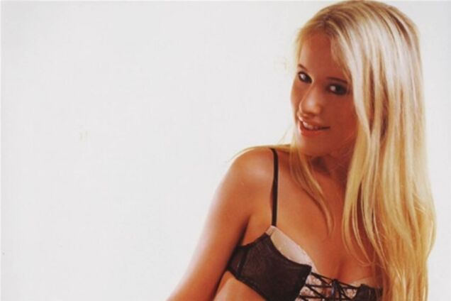 Собчак показала голую грудь Джигурде. Фото. Видео