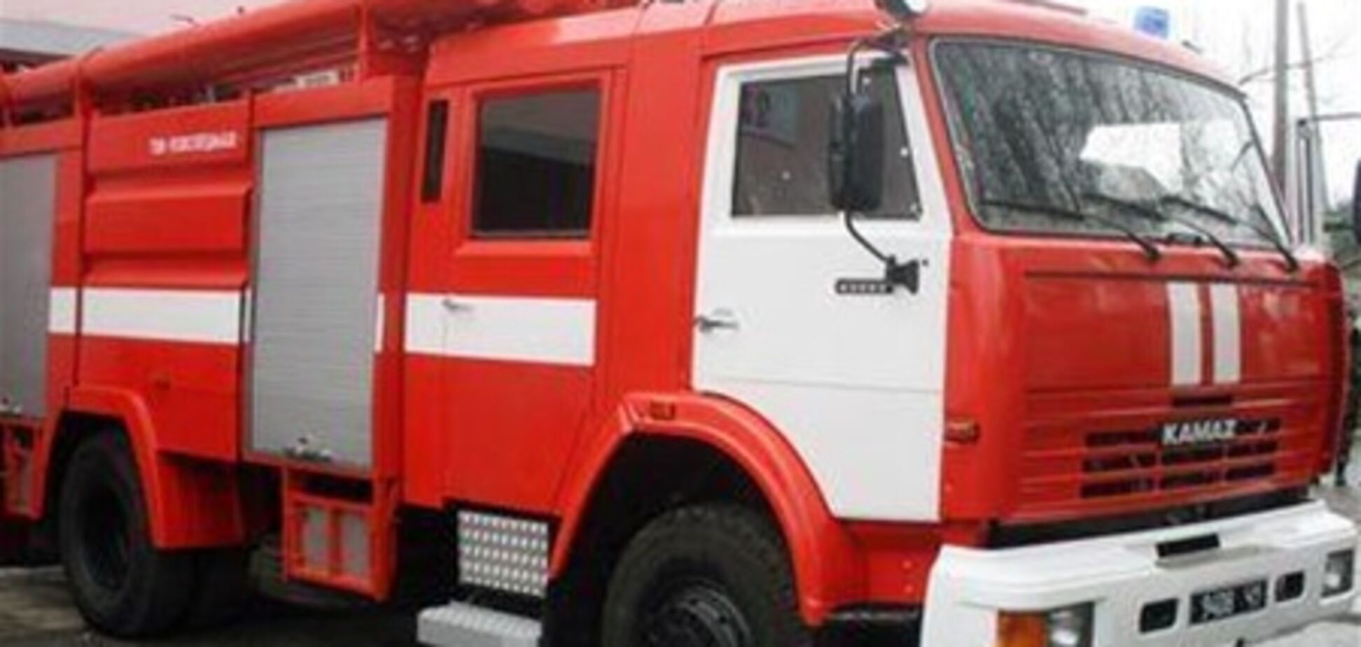 В Черкассах пожарный автомобиль врезался в маршрутку