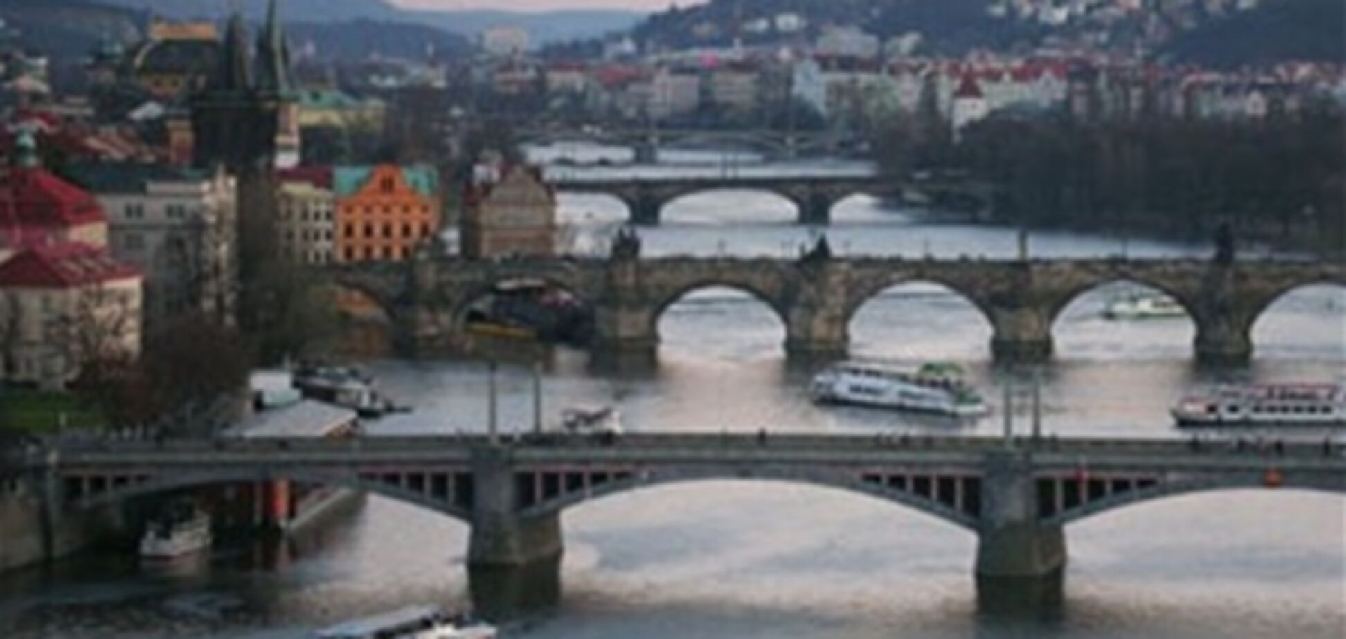 Плавучая галерея откроется в Праге