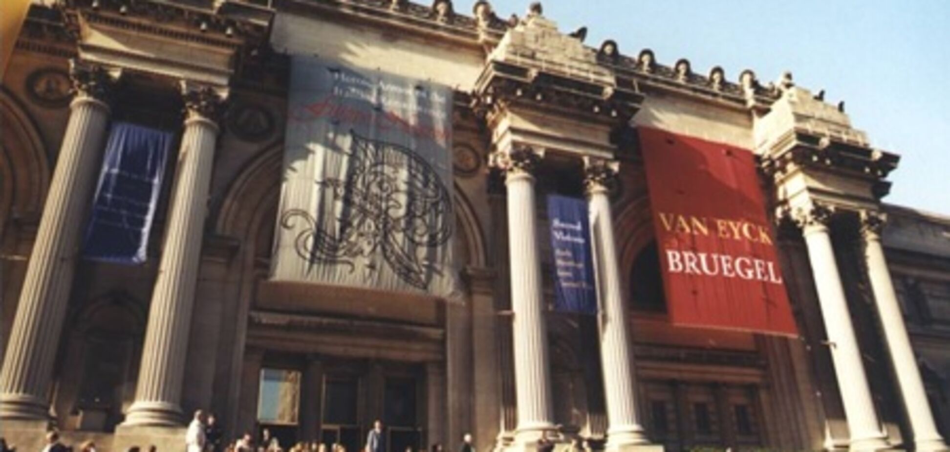 Музей Метрополитен в Нью-Йорке оказался в центре скандала