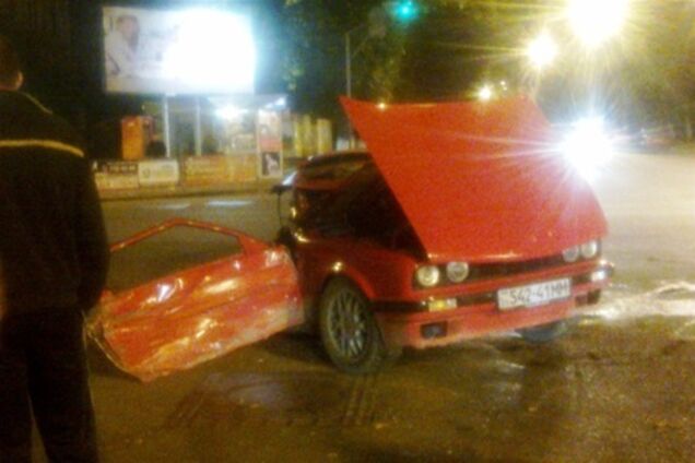 ДТП в Одессе: 'ВАЗ' с пьяным водителем разорвал BMW