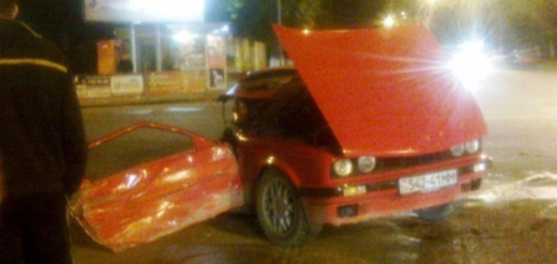 ДТП в Одессе: 'ВАЗ' с пьяным водителем разорвал BMW