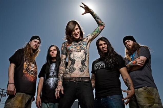 Погиб вокалист Suicide Silence Митч Лакер