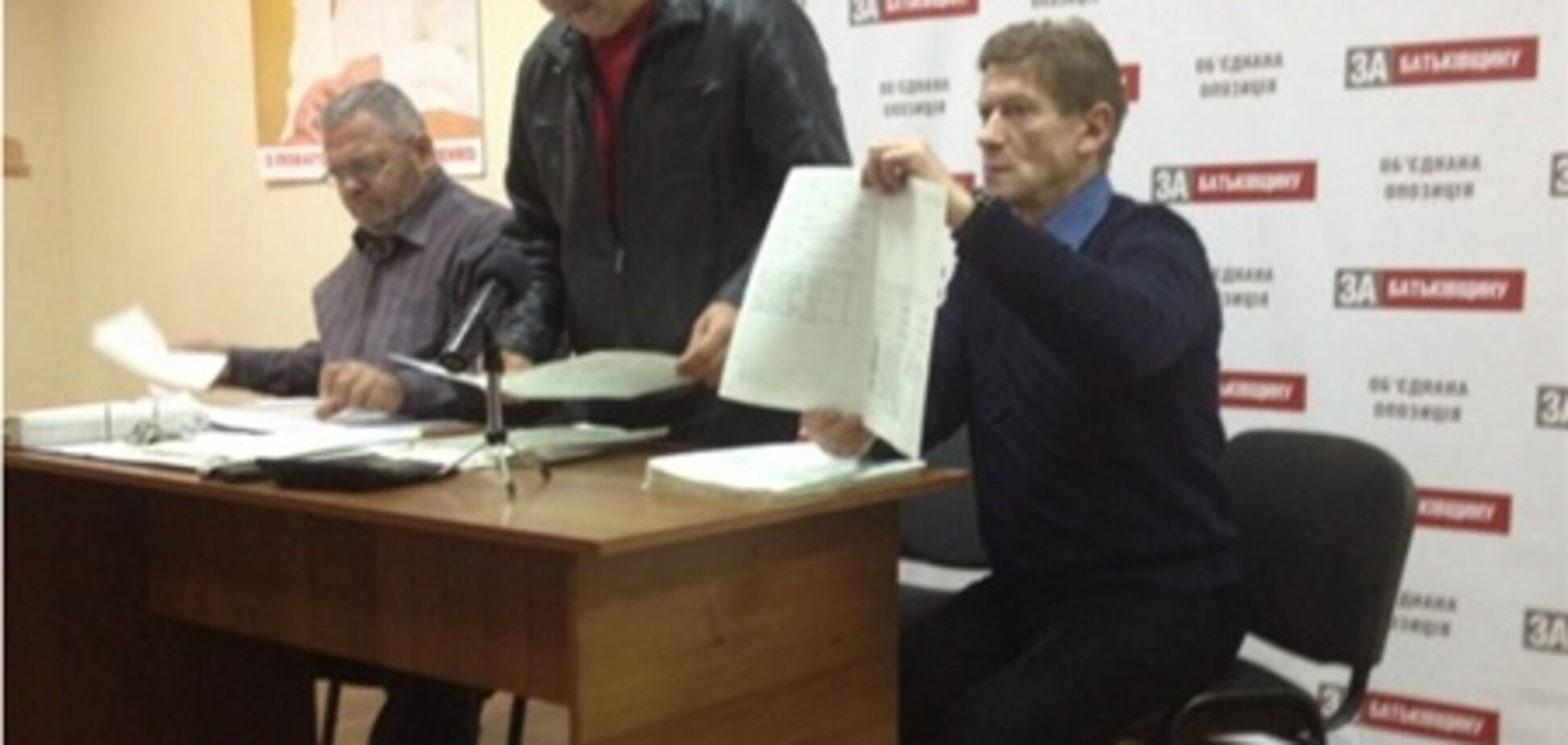 В Николаеве оппозиция пересчитала результаты с 132 ОИО