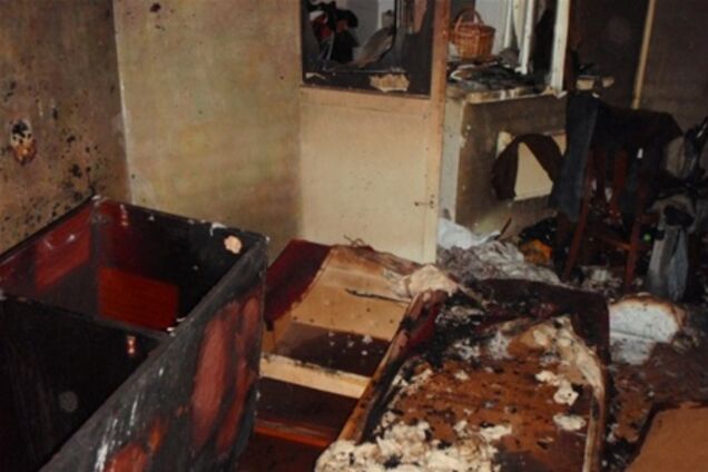 На Подоле дети подожгли квартиру