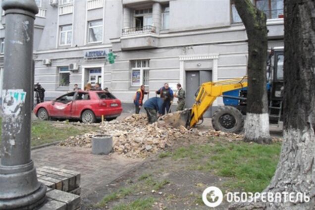 В Киеве в пострадавшем от пожара доме рухнул фронтон