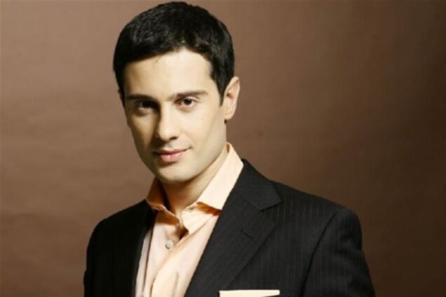 Макарський вперше показав дочку. Фото