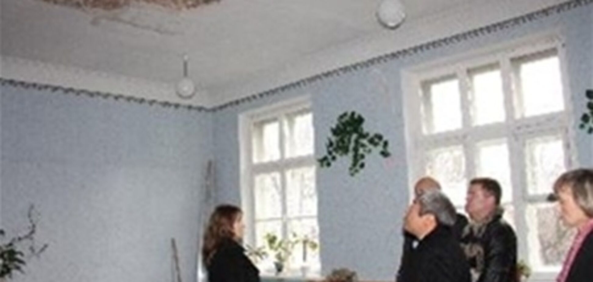 У запорізькій школі під час перерви обвалилася стеля