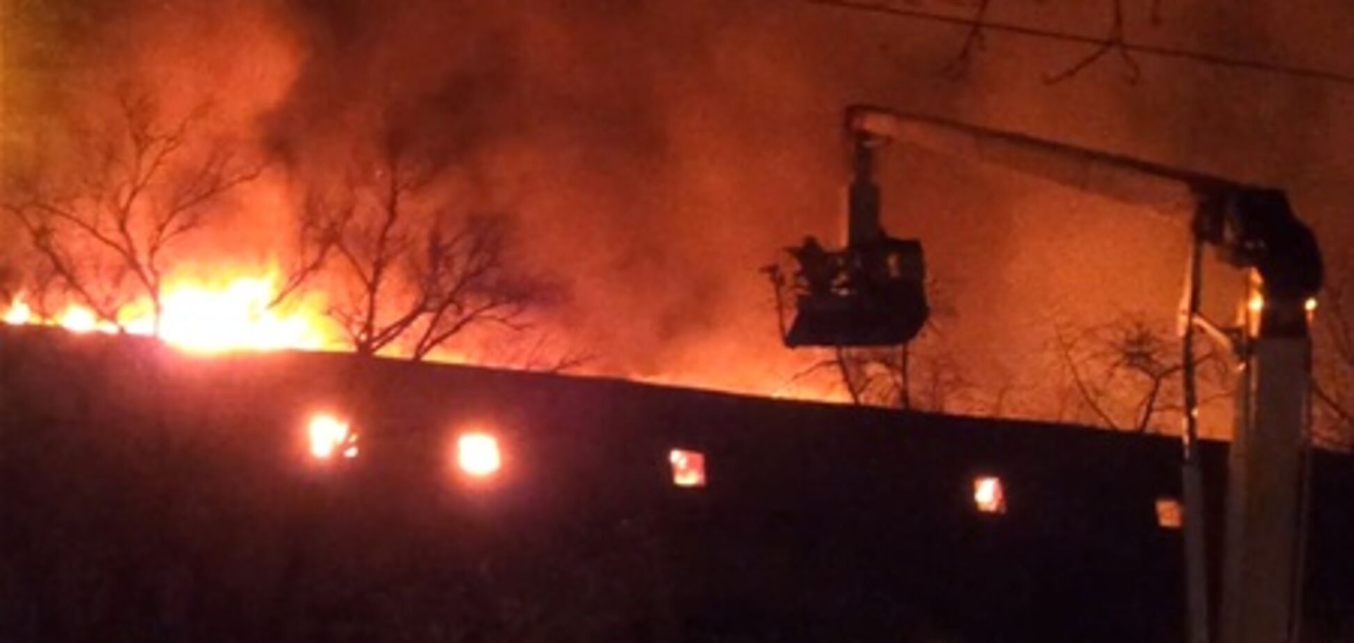 В центре Киева полыхал жилой дом