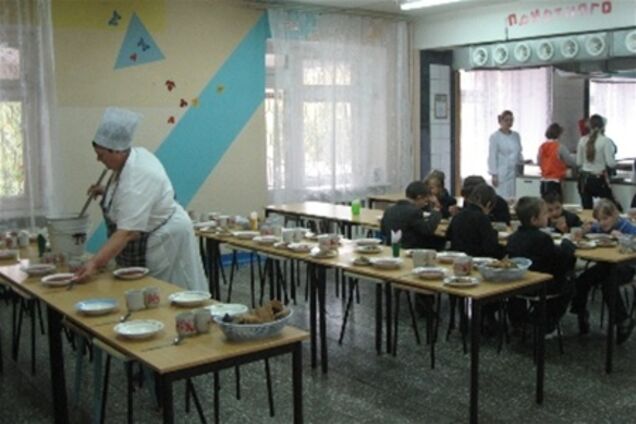 В Киеве кормили школьников некачественными блюдами