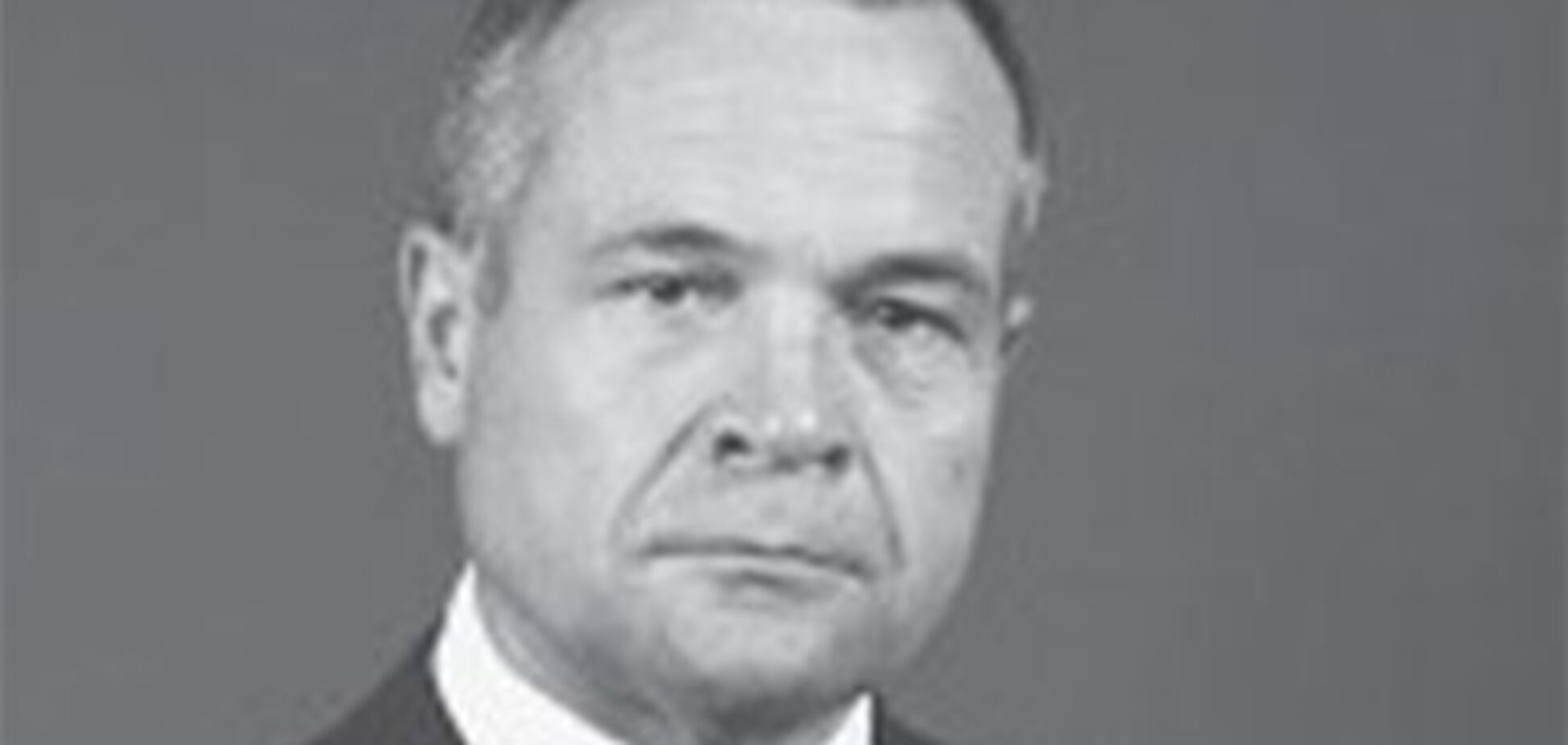 СМИ: мэр поселка в Крыму выбросился из окна