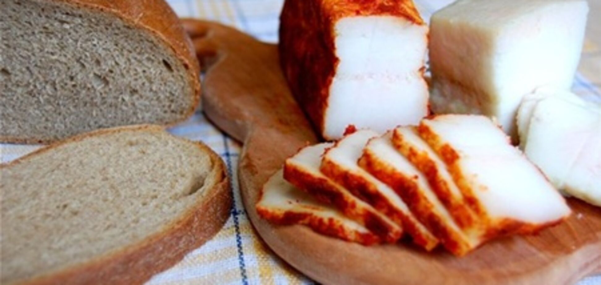 К Новому году подорожает сало