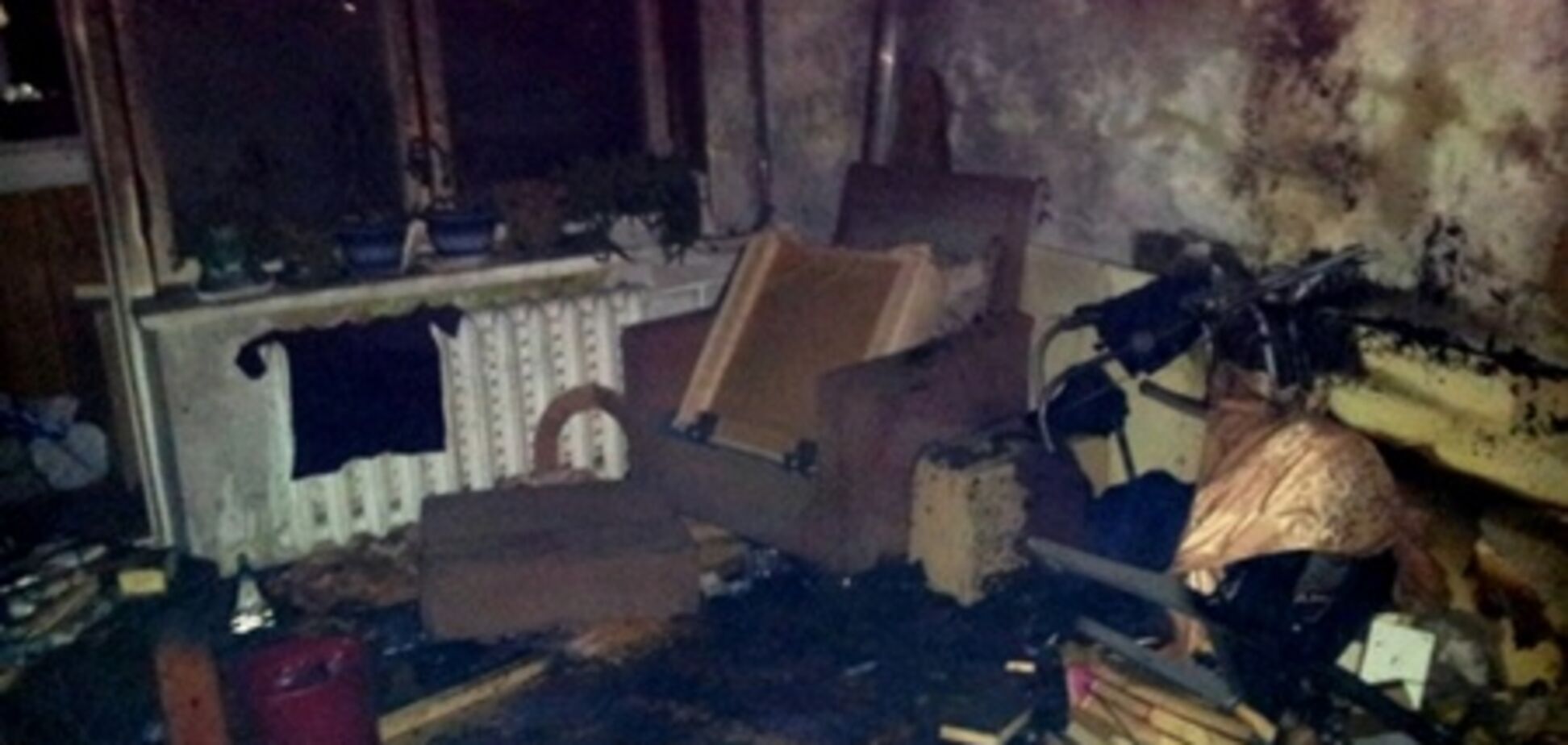 Столичная квартира загорелась из-за светильника