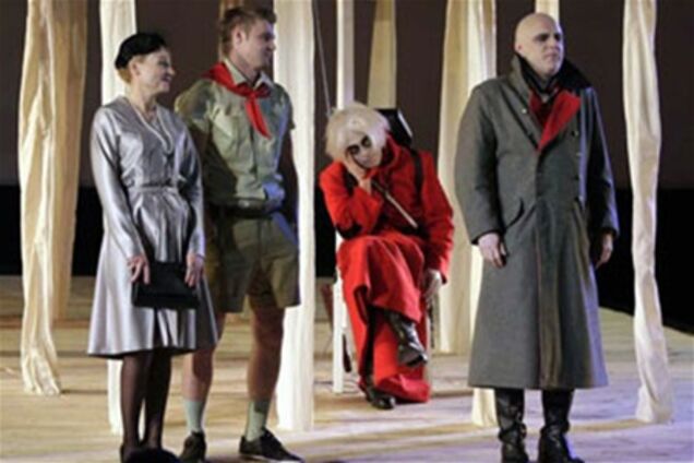 Спектакли Подервянского снова в Киеве