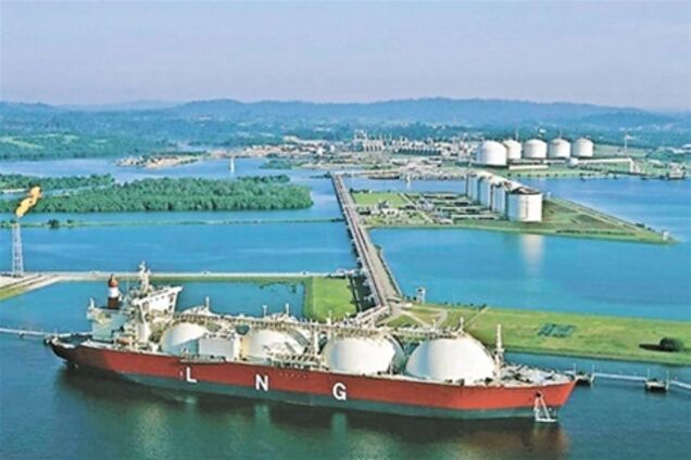 Який підписав угоду про LNG терміналі визнав, що не мав на це повноважень