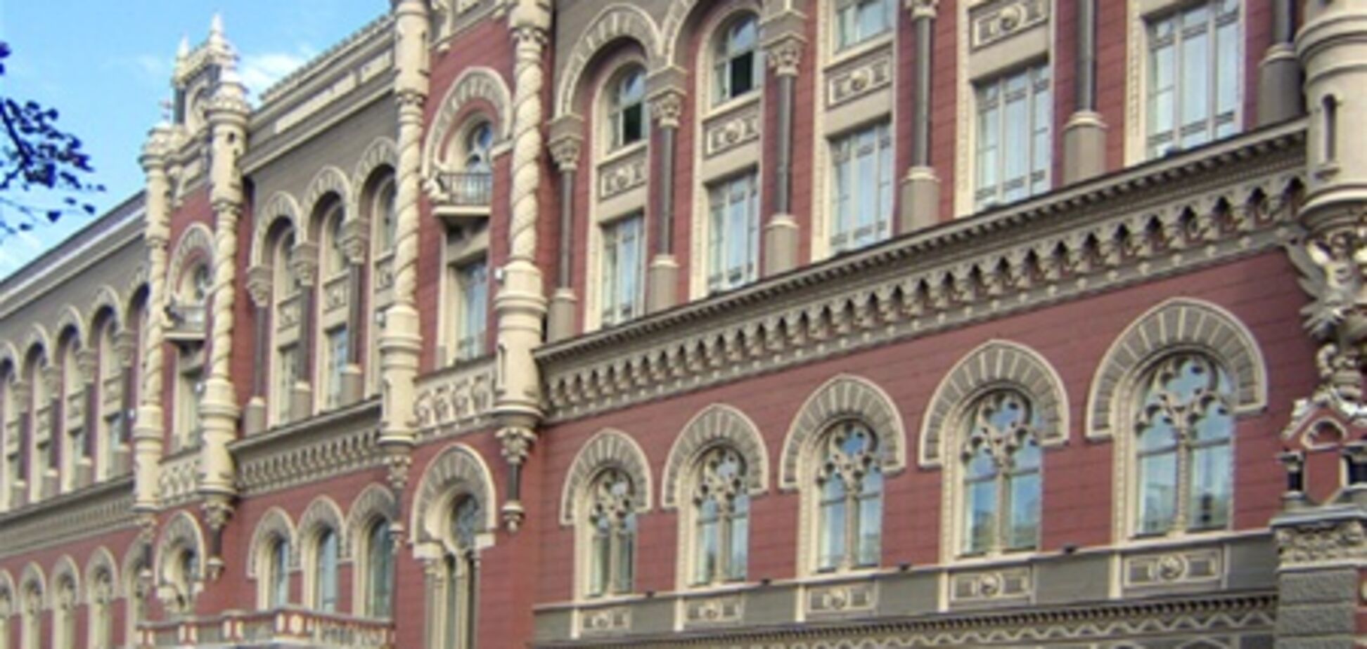 Благодаря решительным действиям НБУ гривня укрепила свои позиции