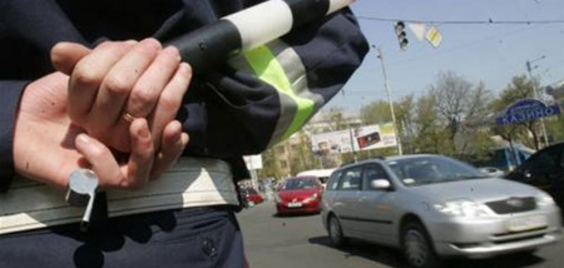 ДАІ перевіряє, як водії реагують на 'мигалки'