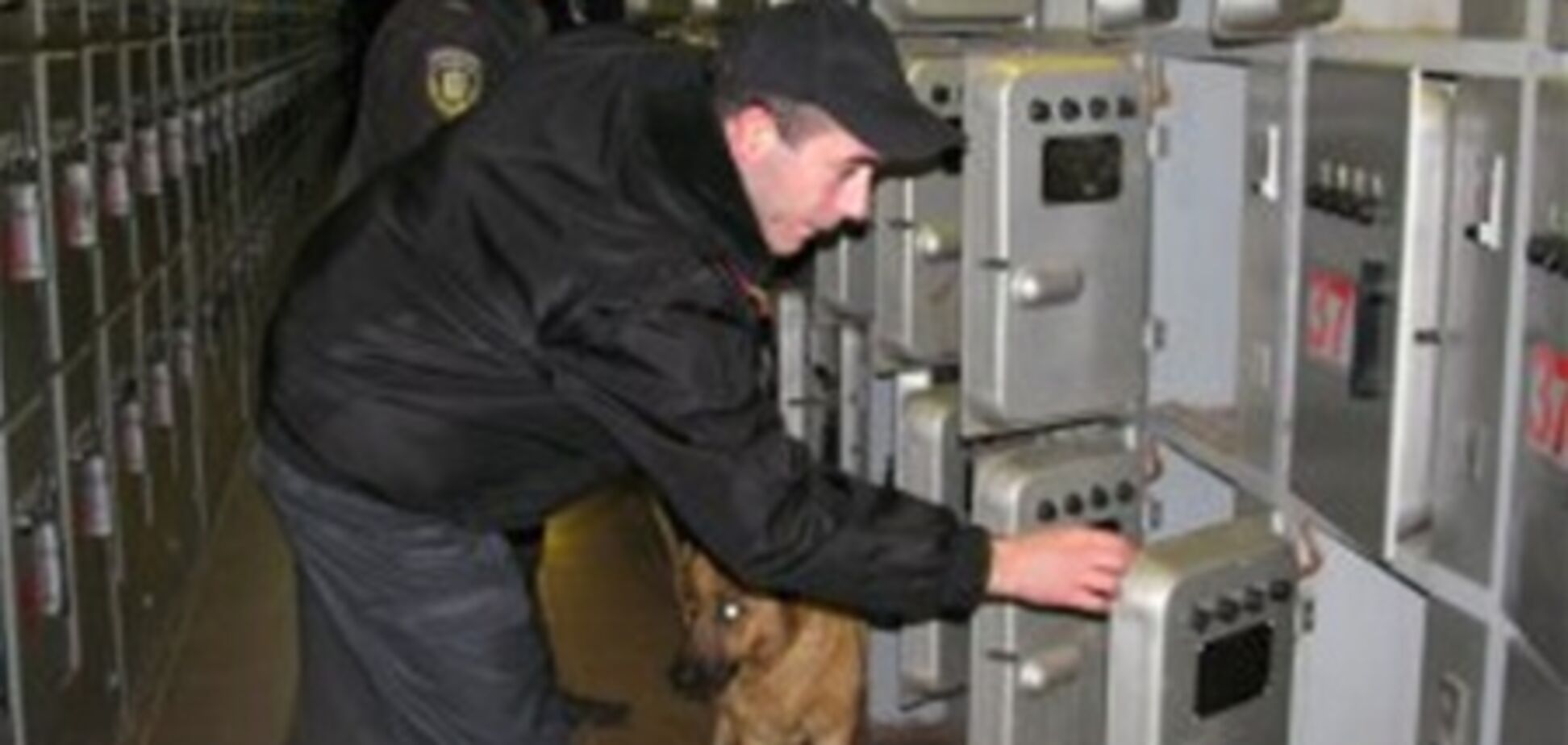 Во Львове эвакуировали 700 человек из-за 'минирования' вокзала