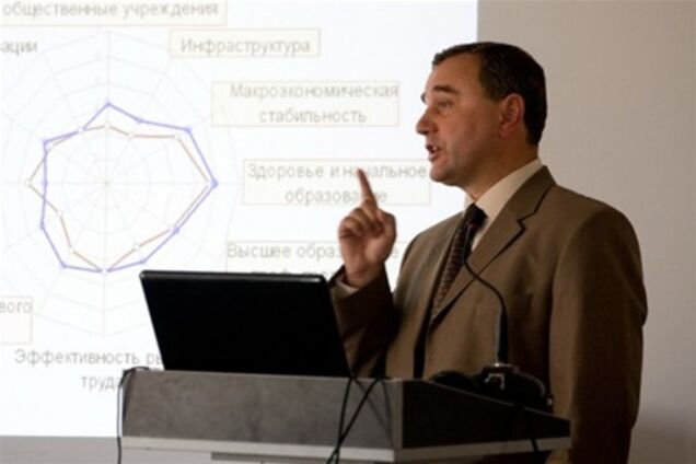 Домбровський: не вступатиму ні в яку фракцію