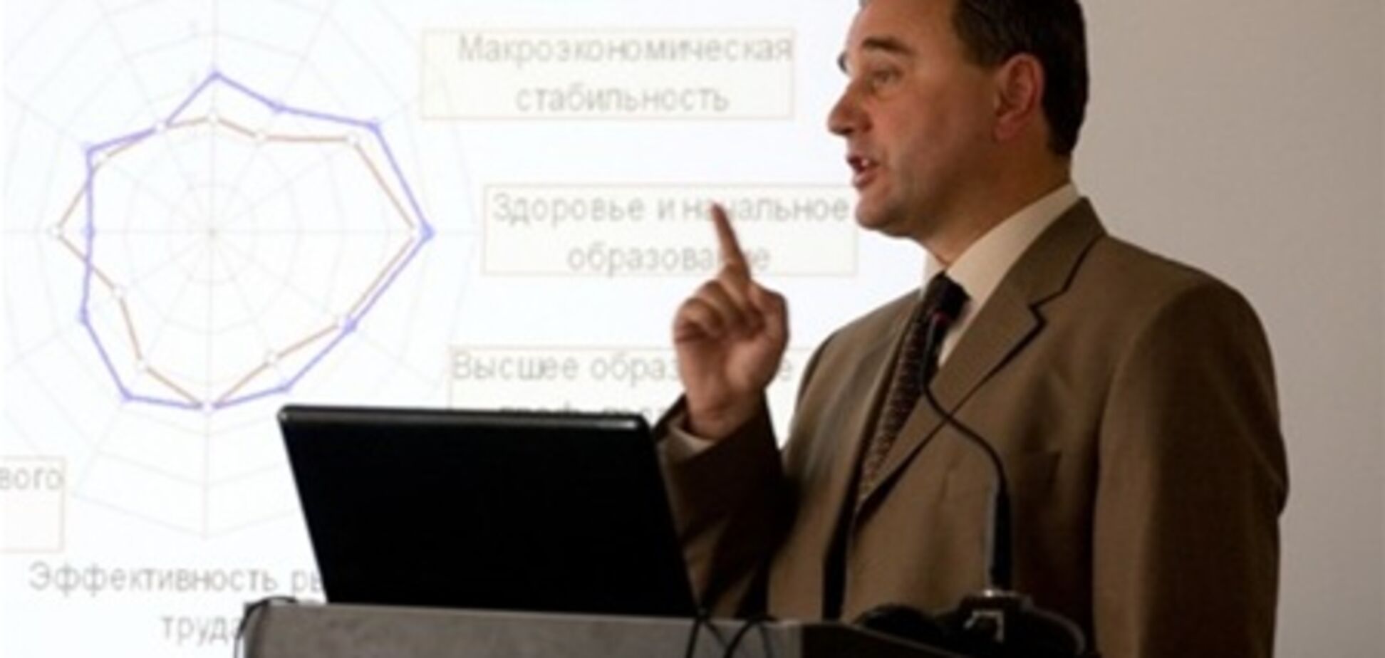 Домбровський: не вступатиму ні в яку фракцію