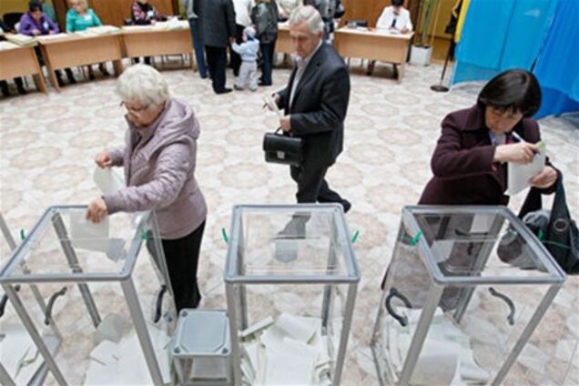 Опозиція зажадала заарештувати загрансчета 53 вищих держчиновників за 'фальсифікації' підсумків виборів
